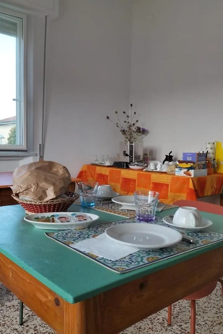فندق مبيت وإفطار مارينا دي ماسا B&B Riccidamare